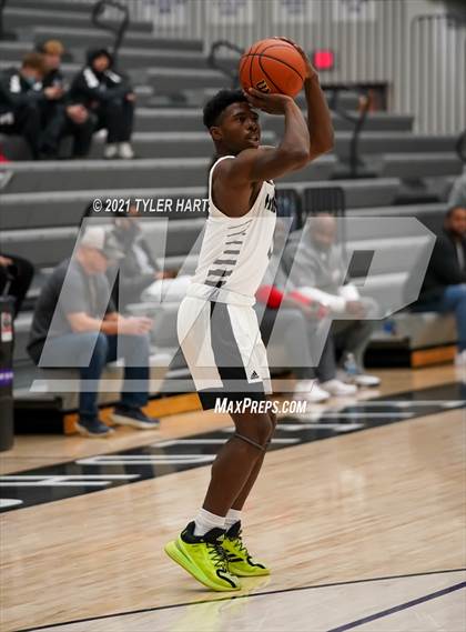 Thumbnail 3 in Hammond vs. Fort Wayne North Side (Sneakers for Santa Shootout) photogallery.