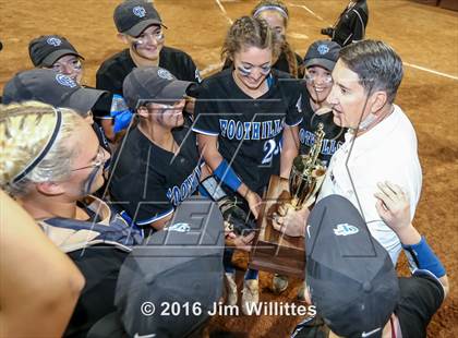 Thumbnail 2 in Catalina Foothills (AIA D3 Final Award Photos) photogallery.