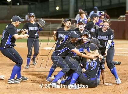 Thumbnail 3 in Catalina Foothills (AIA D3 Final Award Photos) photogallery.