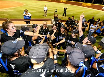 Thumbnail 3 in Catalina Foothills (AIA D3 Final Award Photos) photogallery.