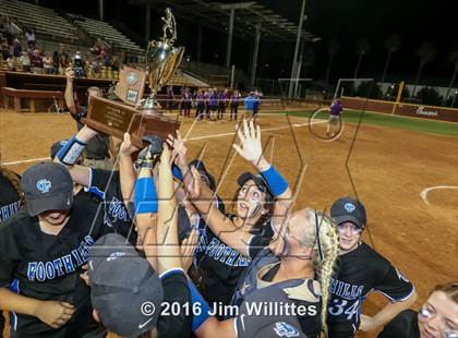 Thumbnail 1 in Catalina Foothills (AIA D3 Final Award Photos) photogallery.