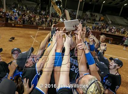 Thumbnail 2 in Catalina Foothills (AIA D3 Final Award Photos) photogallery.