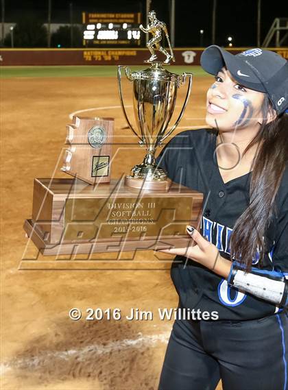 Thumbnail 1 in Catalina Foothills (AIA D3 Final Award Photos) photogallery.