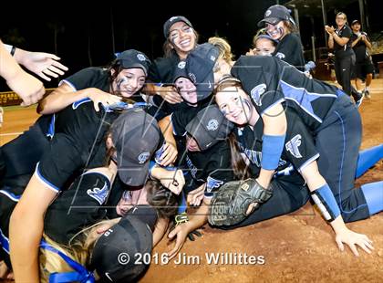 Thumbnail 1 in Catalina Foothills (AIA D3 Final Award Photos) photogallery.