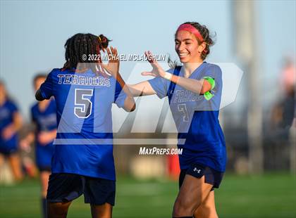 Thumbnail 2 in Monsignor McClancy vs. St. Francis Prep (NYBQCHSAA BQ Tier 1 Round 2) photogallery.