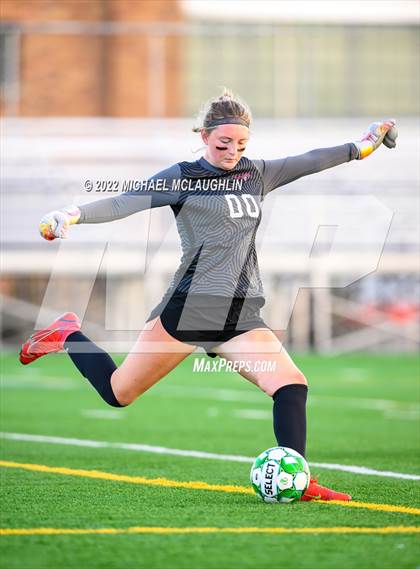 Thumbnail 1 in Monsignor McClancy vs. St. Francis Prep (NYBQCHSAA BQ Tier 1 Round 2) photogallery.