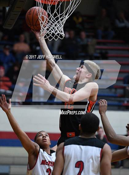 Thumbnail 1 in Hoover @ McKinley photogallery.
