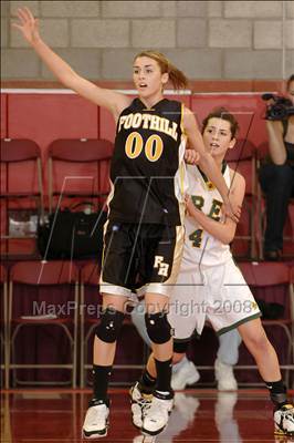 Thumbnail 3 in Brea Olinda vs. Foothill (Nike Extravaganza) photogallery.