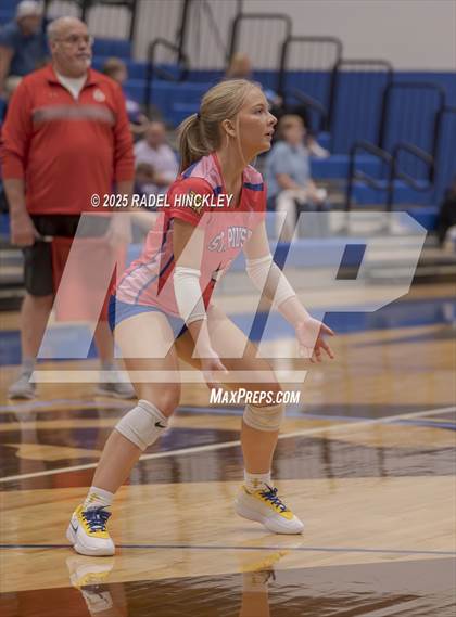 Thumbnail 1 in Fort Osage vs. St. Pius X (Grain Valley Invitational) photogallery.