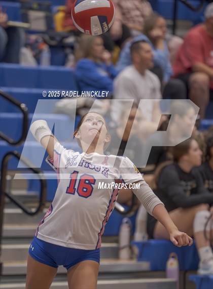 Thumbnail 2 in Fort Osage vs. St. Pius X (Grain Valley Invitational) photogallery.