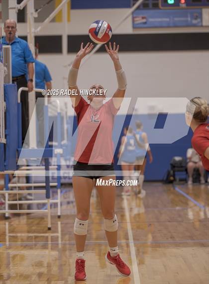 Thumbnail 2 in Fort Osage vs. St. Pius X (Grain Valley Invitational) photogallery.