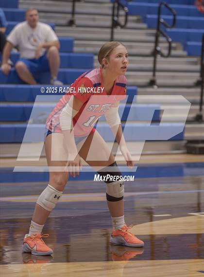 Thumbnail 3 in Fort Osage vs. St. Pius X (Grain Valley Invitational) photogallery.