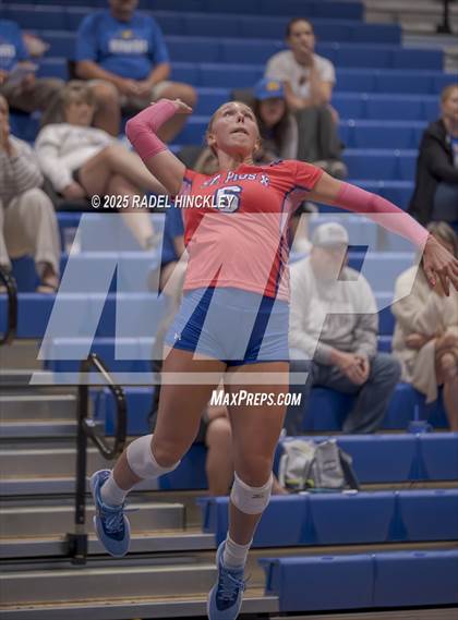 Thumbnail 1 in Fort Osage vs. St. Pius X (Grain Valley Invitational) photogallery.