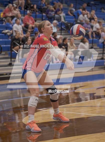 Thumbnail 1 in Fort Osage vs. St. Pius X (Grain Valley Invitational) photogallery.