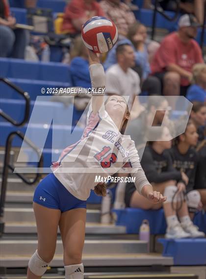 Thumbnail 1 in Fort Osage vs. St. Pius X (Grain Valley Invitational) photogallery.