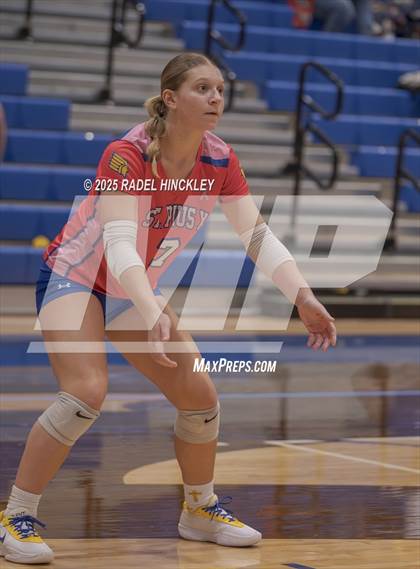 Thumbnail 1 in Fort Osage vs. St. Pius X (Grain Valley Invitational) photogallery.