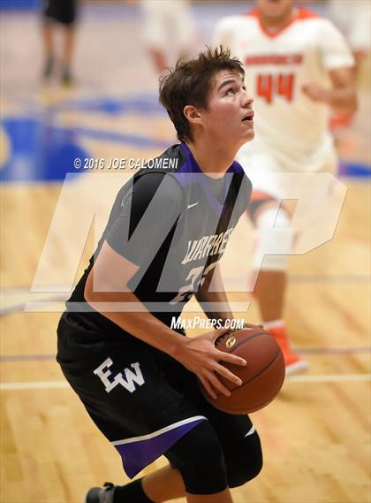 Thumbnail 3 in Warren vs Brandeis photogallery.