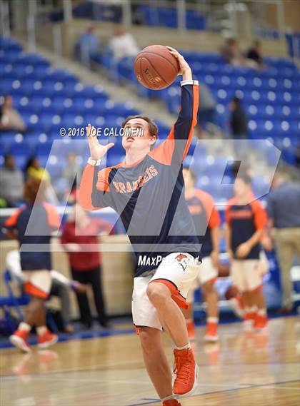 Thumbnail 3 in Warren vs Brandeis photogallery.