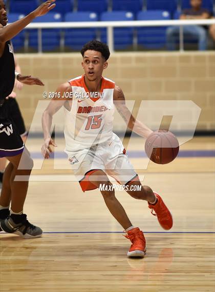 Thumbnail 3 in Warren vs Brandeis photogallery.