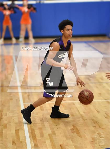 Thumbnail 1 in Warren vs Brandeis photogallery.