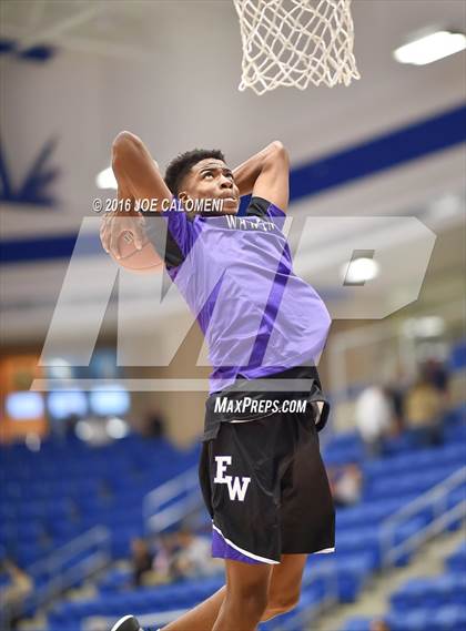 Thumbnail 3 in Warren vs Brandeis photogallery.