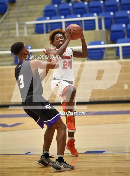 Thumbnail 2 in Warren vs Brandeis photogallery.