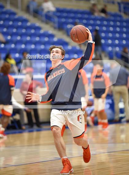 Thumbnail 2 in Warren vs Brandeis photogallery.