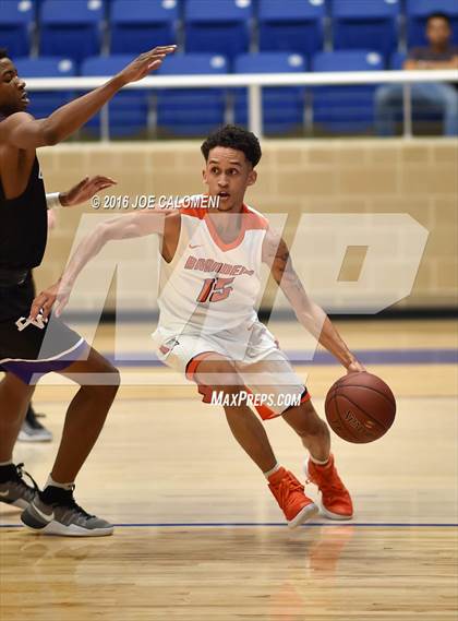 Thumbnail 2 in Warren vs Brandeis photogallery.