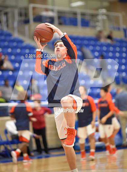 Thumbnail 1 in Warren vs Brandeis photogallery.