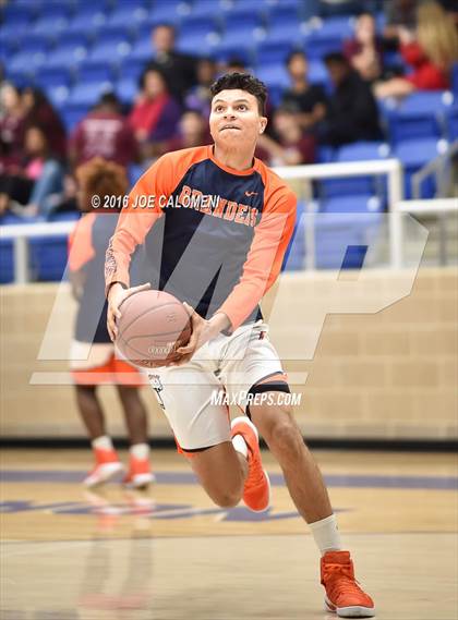 Thumbnail 2 in Warren vs Brandeis photogallery.