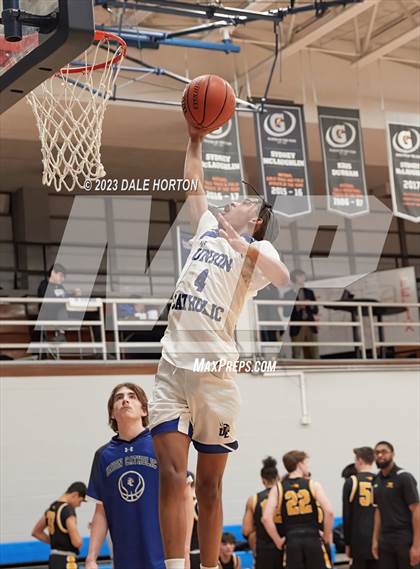 Thumbnail 3 in Union Catholic vs. St. John-Vianney photogallery.