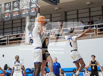 Thumbnail 3 in Union Catholic vs. St. John-Vianney photogallery.