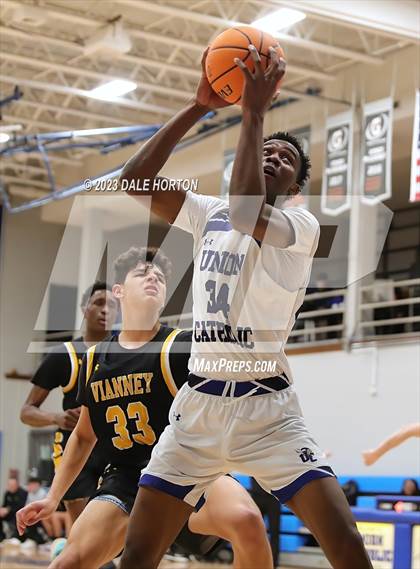 Thumbnail 3 in Union Catholic vs. St. John-Vianney photogallery.