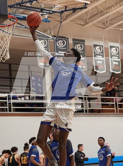 Thumbnail 3 in Union Catholic vs. St. John-Vianney photogallery.