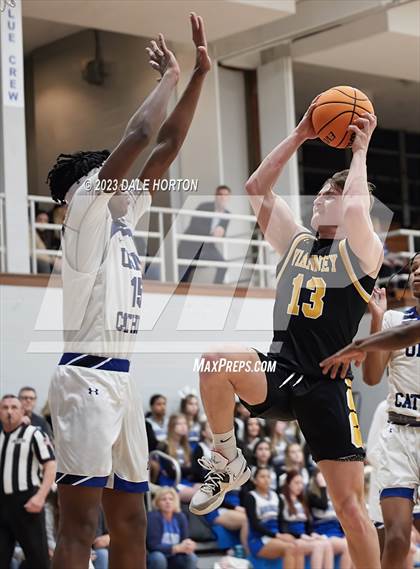 Thumbnail 3 in Union Catholic vs. St. John-Vianney photogallery.