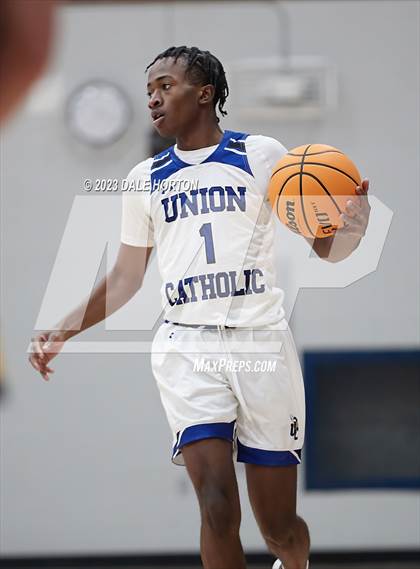 Thumbnail 2 in Union Catholic vs. St. John-Vianney photogallery.