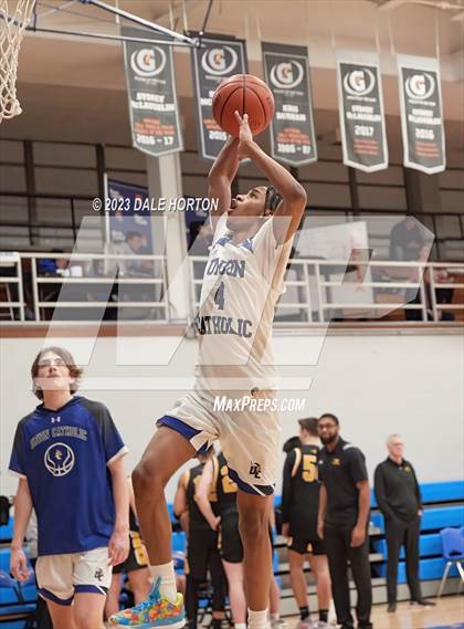 Thumbnail 2 in Union Catholic vs. St. John-Vianney photogallery.