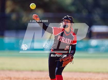 Thumbnail 1 in Appling County vs Rockmart (GHSA 2A State Tournament) photogallery.