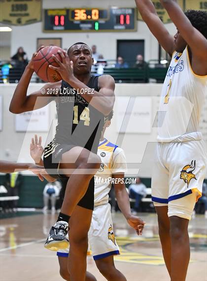 Thumbnail 1 in St. Bernard vs. Salesian College Preparatory (The Classic at Damien) photogallery.