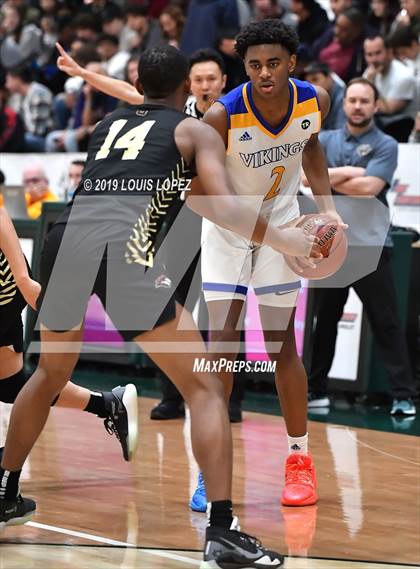 Thumbnail 3 in St. Bernard vs. Salesian College Preparatory (The Classic at Damien) photogallery.