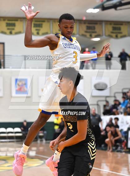 Thumbnail 2 in St. Bernard vs. Salesian College Preparatory (The Classic at Damien) photogallery.