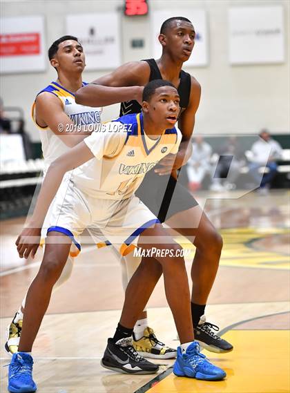 Thumbnail 2 in St. Bernard vs. Salesian College Preparatory (The Classic at Damien) photogallery.