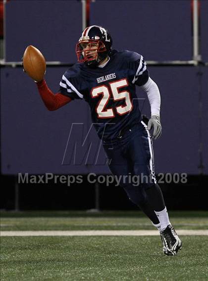 Thumbnail 1 in Governor Livingston vs. Caldwell (NJSIAA North II Group II Final) photogallery.