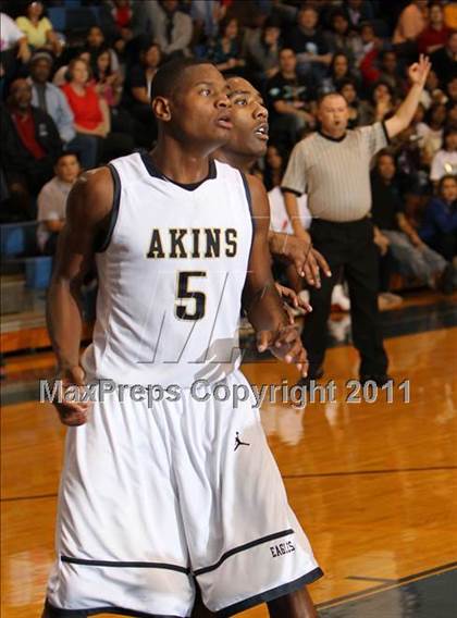 Thumbnail 2 in Akins vs. McNeil (5A Region 2 Bi-District Playoff) photogallery.
