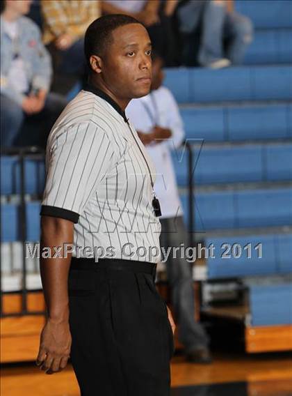 Thumbnail 2 in Akins vs. McNeil (5A Region 2 Bi-District Playoff) photogallery.