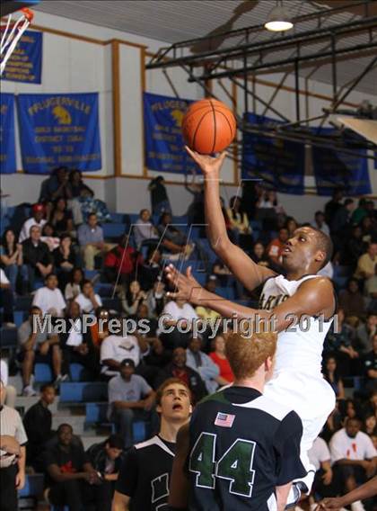 Thumbnail 2 in Akins vs. McNeil (5A Region 2 Bi-District Playoff) photogallery.
