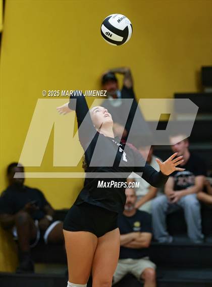 Thumbnail 2 in Oaks Christian @ Newbury Park photogallery.