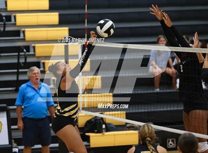 Thumbnail 1 in Oaks Christian @ Newbury Park photogallery.