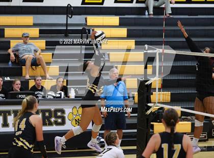 Thumbnail 3 in Oaks Christian @ Newbury Park photogallery.