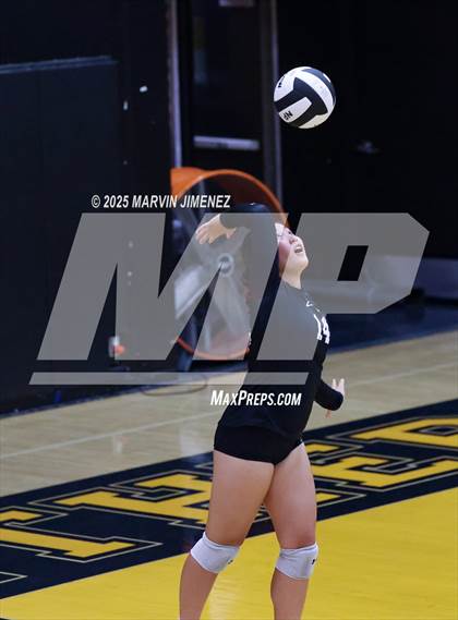 Thumbnail 2 in Oaks Christian @ Newbury Park photogallery.